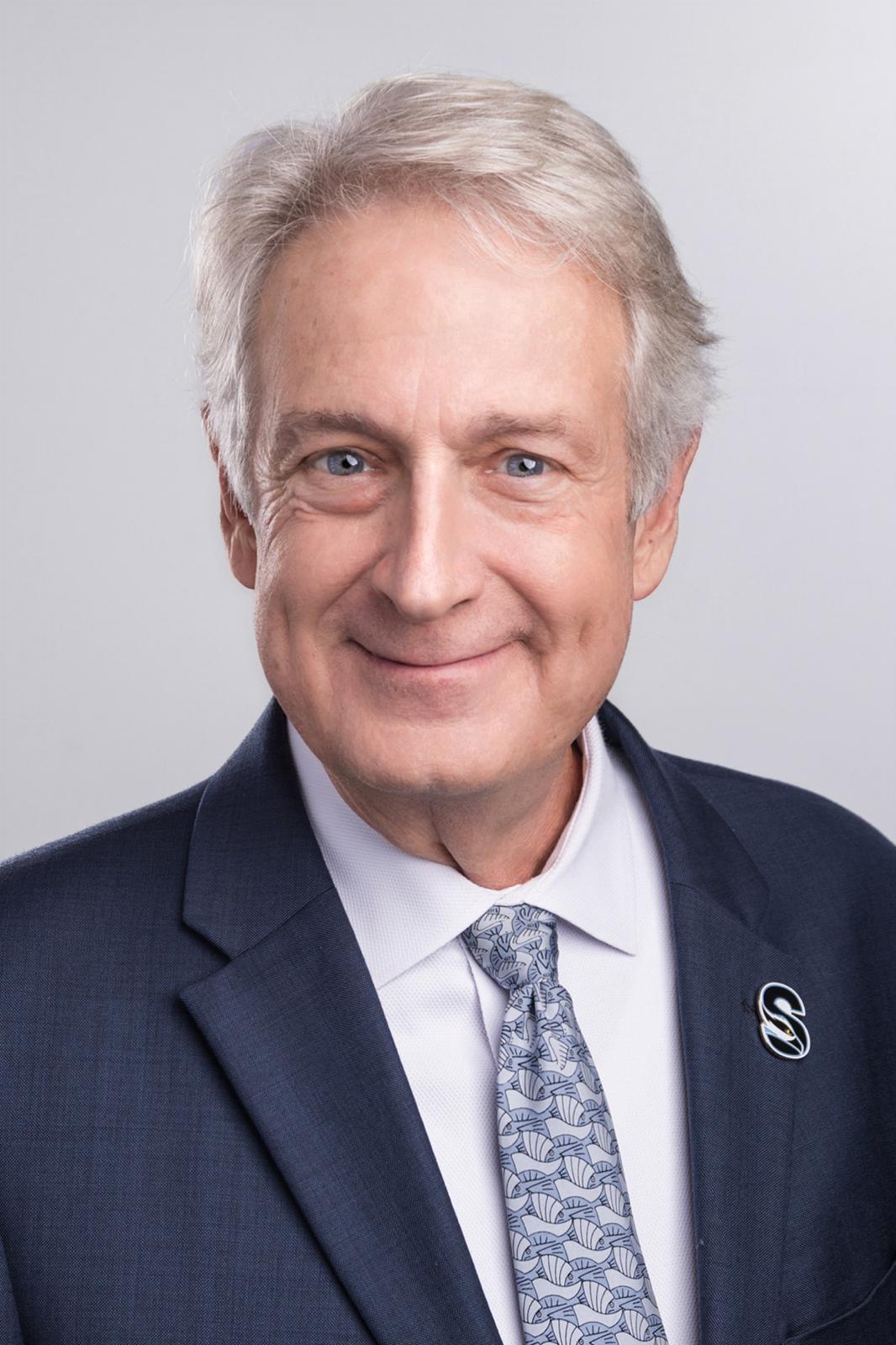 Prof. Bill Minnis