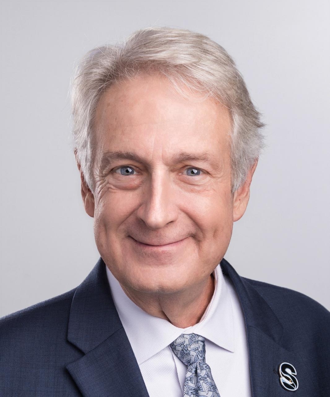 Prof. Bill Minnis